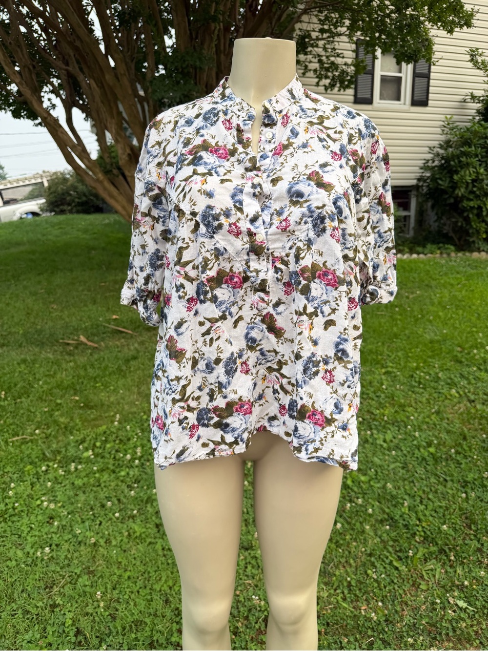 Floral Button-Front Women’s Top - White with Pink & Blue Flowers